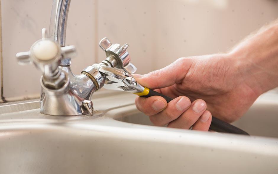 recherche plombier sanitaire Versailles